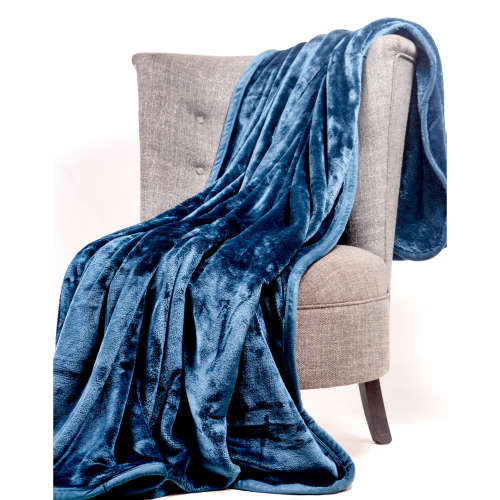 Blankets & Comforters Cashmere Feel Blanket was listed for R599.00 on